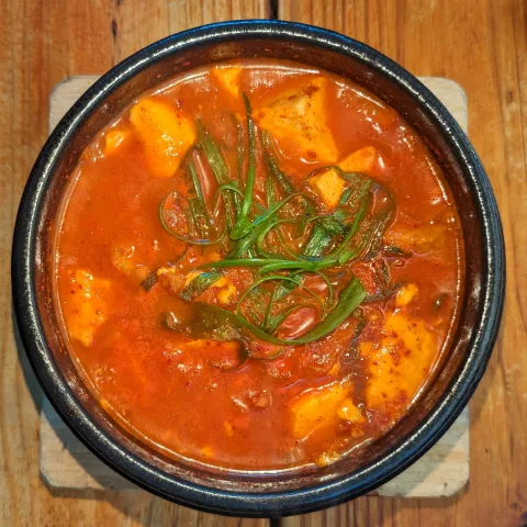 엄마손 김치찌개